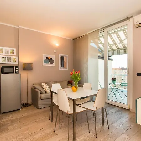 公寓 Panoramic Terrace & Mole's View Cosy Flat