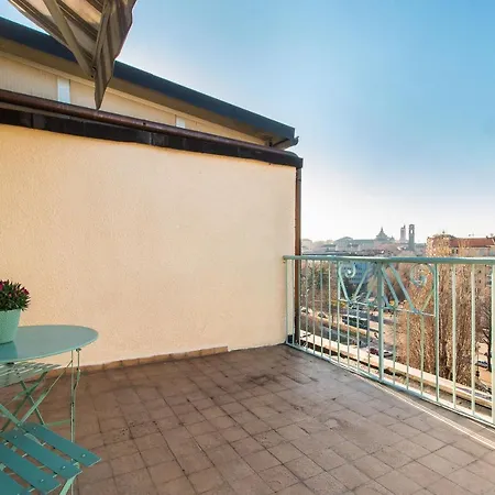 Panoramic Terrace & Mole's View Cosy Flat Apartment